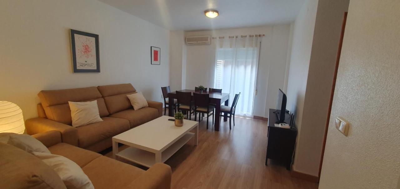 Apartamentos Plaza อาลิกันเต ภายนอก รูปภาพ