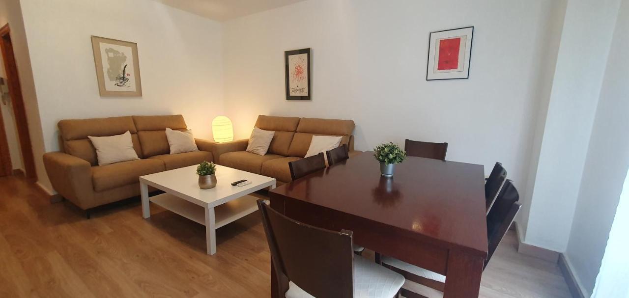 Apartamentos Plaza อาลิกันเต ภายนอก รูปภาพ